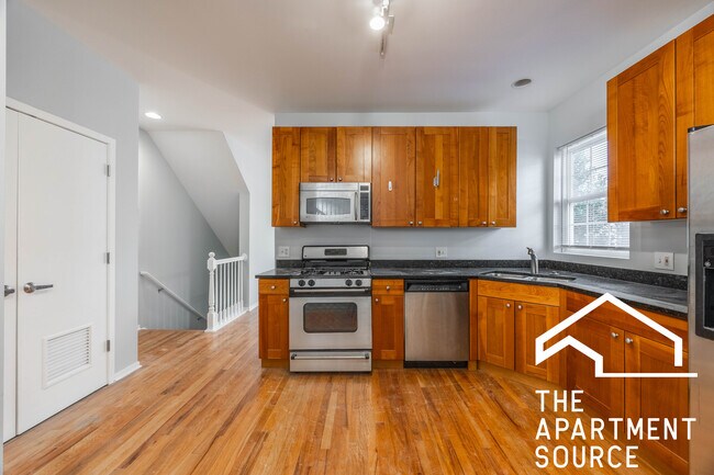 Foto del edificio - 2320 W Adams St