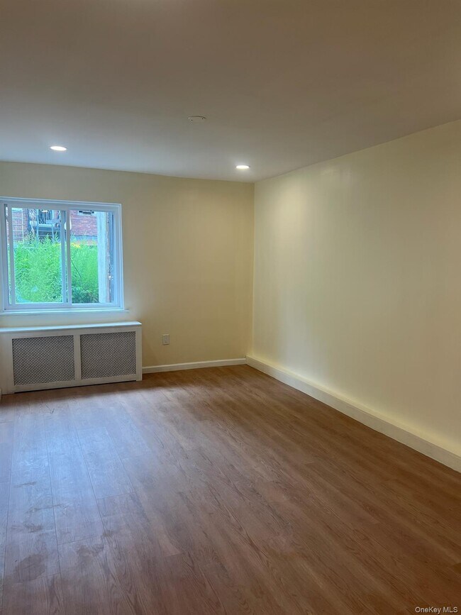 Foto del edificio - 238 E 88th St