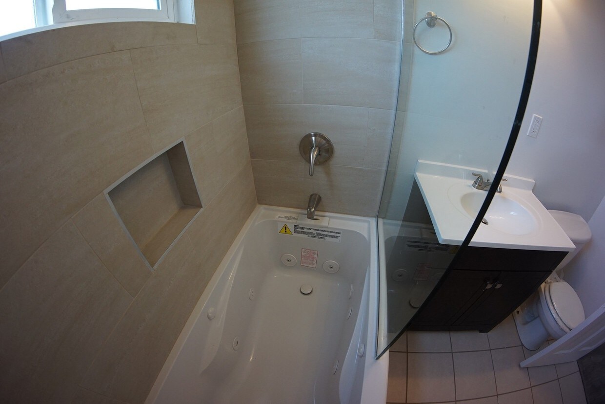 Foto del edificio - 1848 12th St