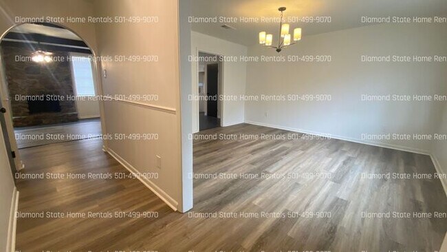 Building Photo - 9601 Labette Dr