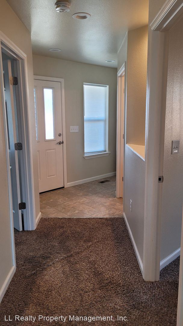 Foto del edificio - 3 br, 2 bath House - 4514 Spaight Way