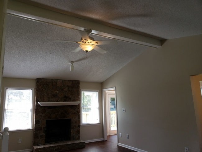 Building Photo - 109 Molly Bette Drive