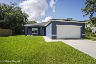 Building Photo - 330 San Marino Rd SW