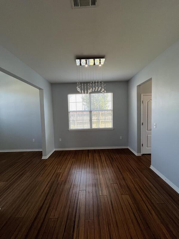 Building Photo - 406 Peoria Boulevard