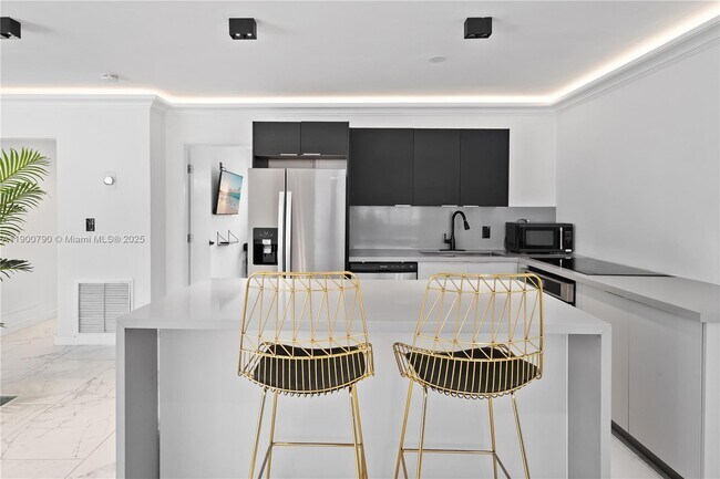 Foto del edificio - 270 NW 50th St