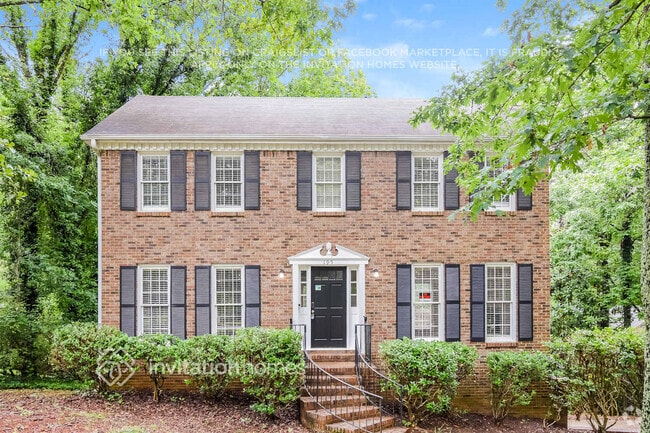 Building Photo - 195 Farm Hill Cir