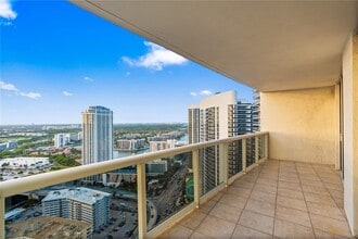 Building Photo - 1800 S Ocean Dr