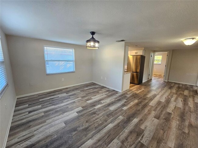 Foto del edificio - 4849 Camphor Ave