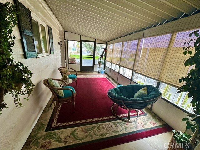 Foto del edificio - 2230 Lake Park Dr