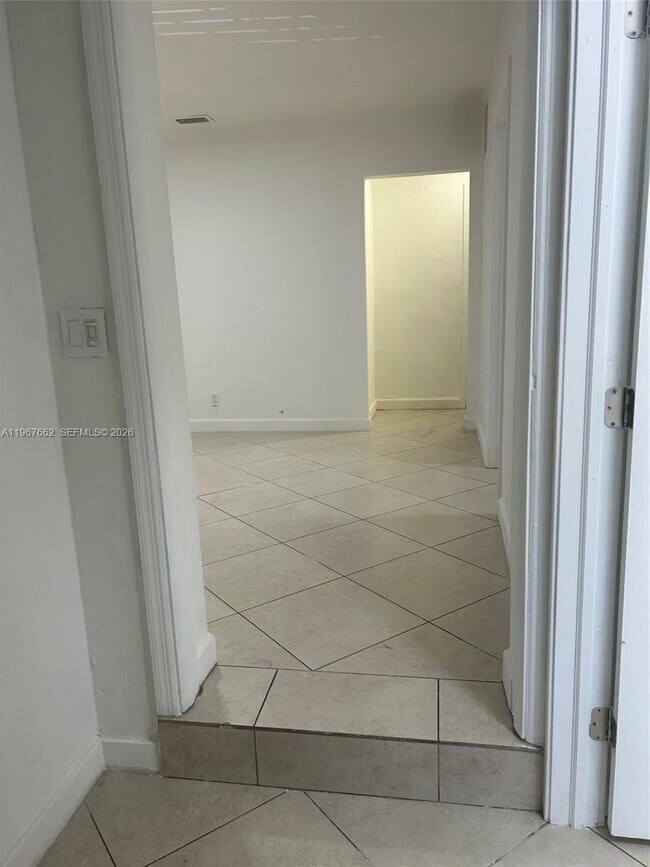 Foto del edificio - 1928 N 20th Ave