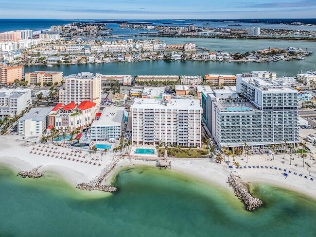 Building Photo - 675 S Gulfview Blvd