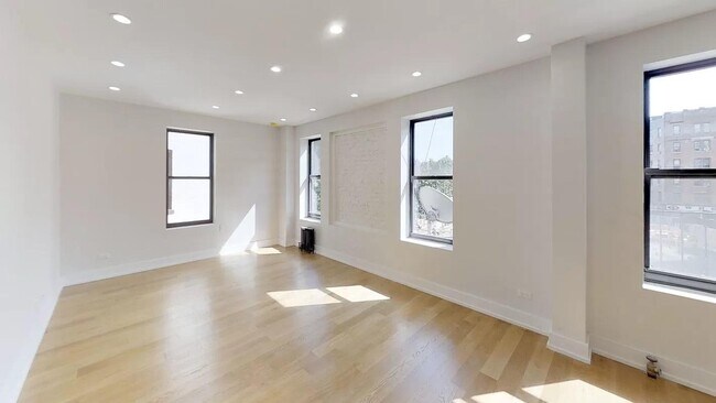 Foto del edificio - 12 Crown St