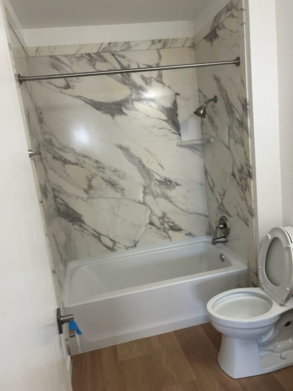 Building Photo - 2960 Broadway