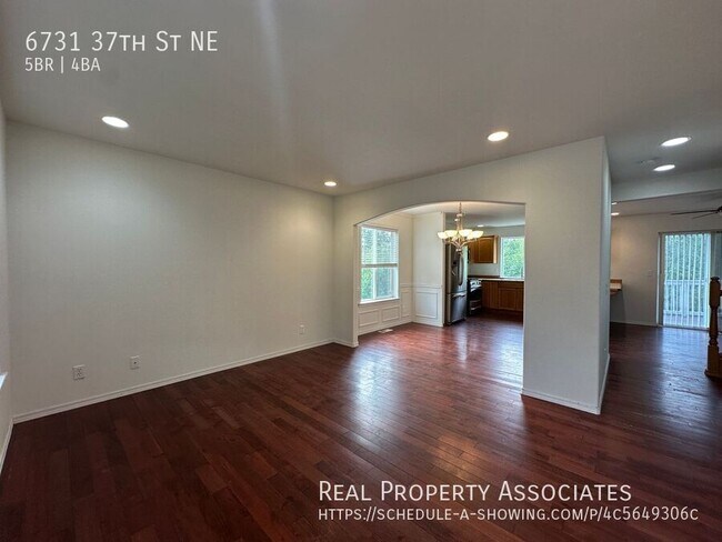 Foto del edificio - 6731 37th St NE