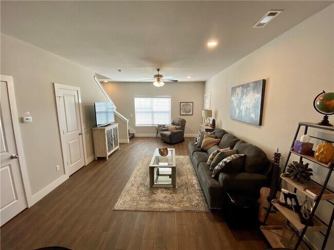 Foto del edificio - 7608 Har-Ber Ave