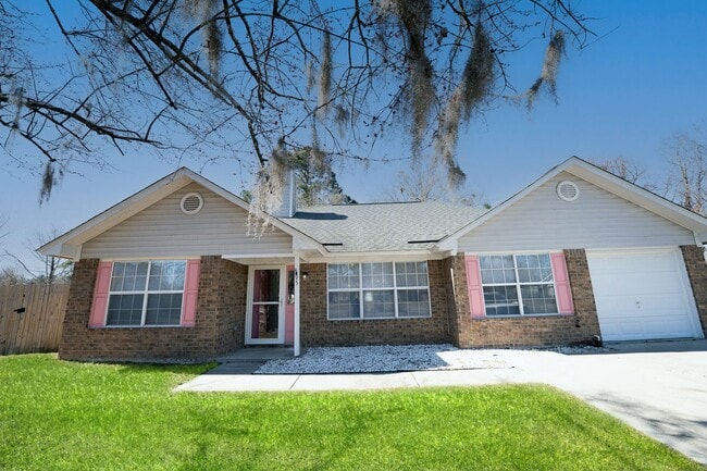 Foto del edificio - Available Now!