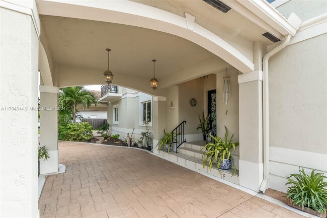 Foto del edificio - 4665 SW 159th Ct