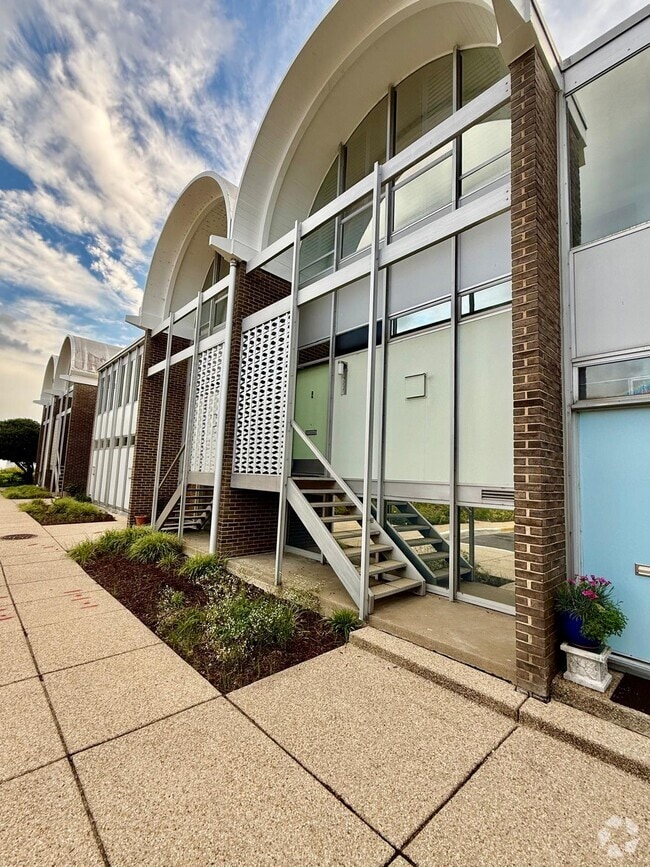 Building Photo - 396 N St SW