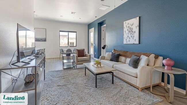 Foto del edificio - 375 E Linda Vista Blvd