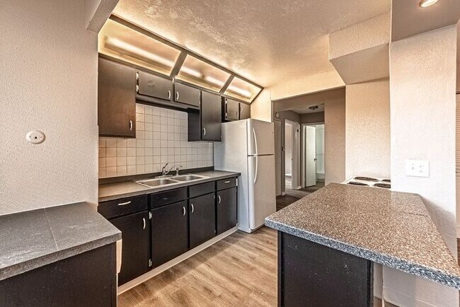 Building Photo - Charming 2-Bedroom Duplex | Limited-Time Offer: Save 50% on Next Month’s Rent!