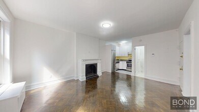 Building Photo - 24 E 80th St