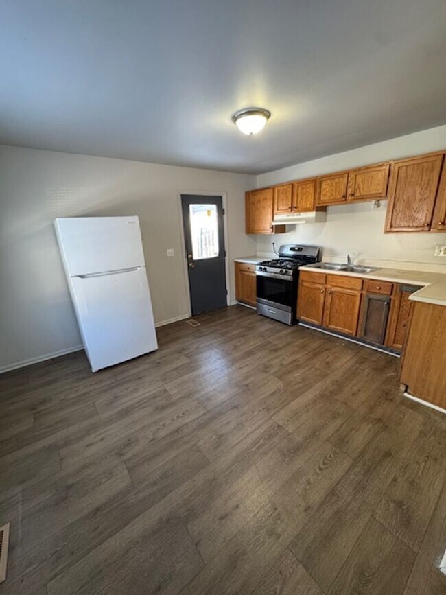 Foto del edificio - 4329 Reed St