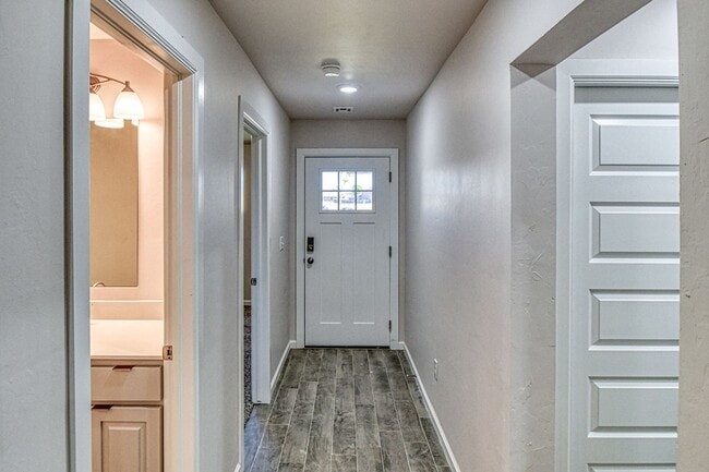 Building Photo - Brand New Construction!  Lawn care provided!