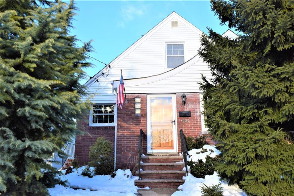 Primary Photo - 123 Raritan Ave