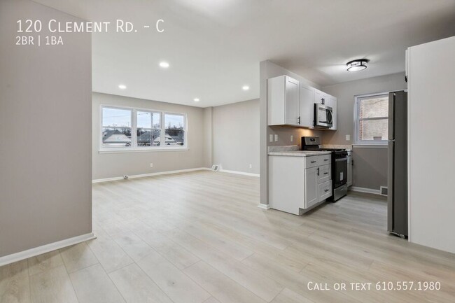 Foto del edificio - 120 Clement Rd