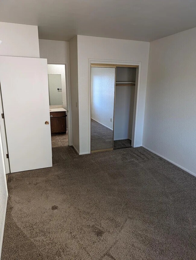 2do dormitorio (2) - 8351 E Hazeltine Ln