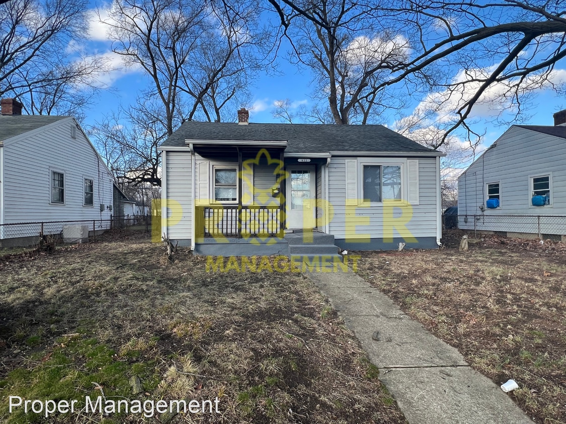 2 br, 1 bath House 411 W Stewart St House Rental in Dayton, OH