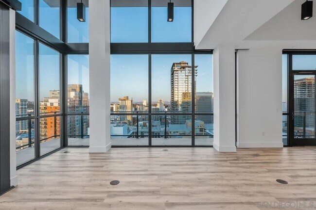 Foto del edificio - 1440 Columbia St