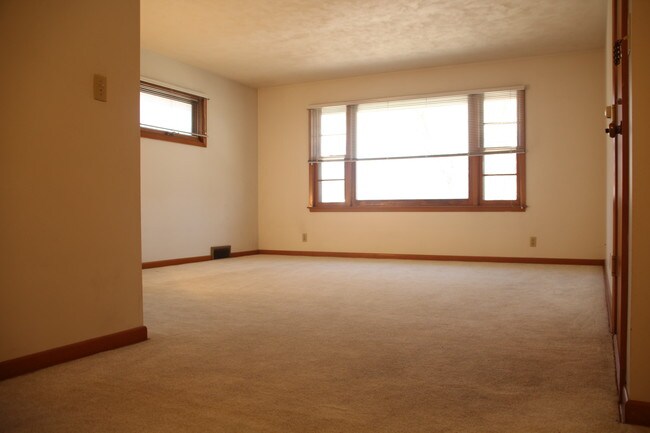 Living Room - 1525 F St