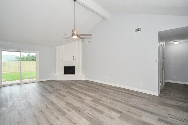 Building Photo - 2502 Long Reach Dr