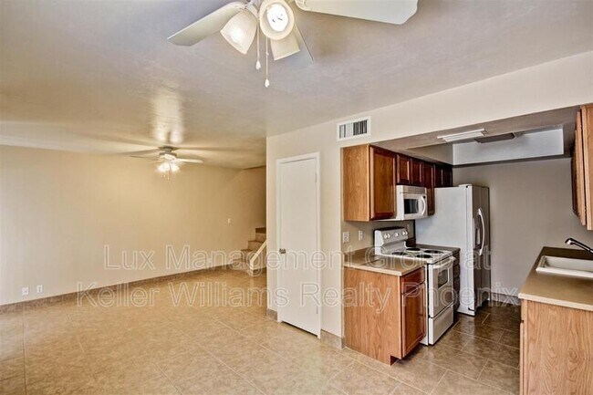 Foto del edificio - 286 W Palomino Dr