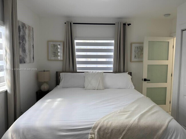 Foto del edificio - 315 NW 106th St