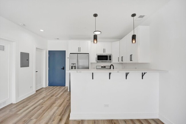 Foto del edificio - 4350 W Lawrence Ave