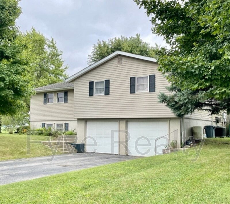 47 Darbyshire Dr, Jeffersonville, OH 43128 House Rental in