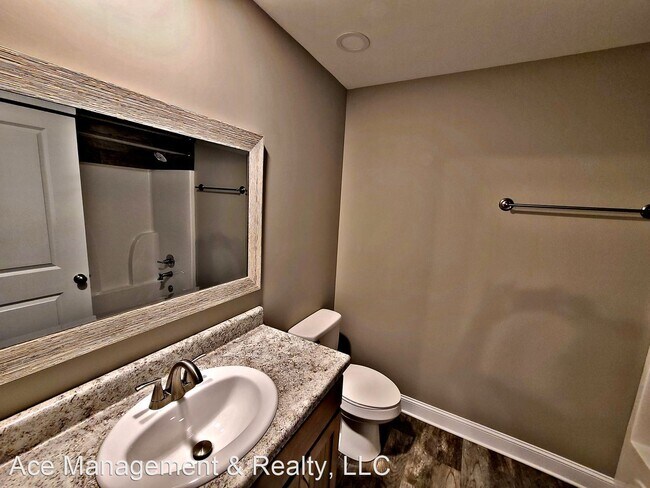 Building Photo - 3 br, 2 bath House - 912 Cooper Lane