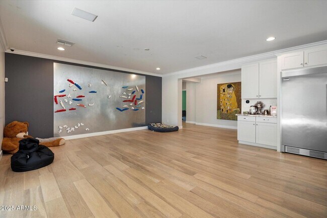 Foto del edificio - 6837 N 11th Ave
