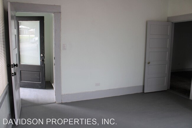 Building Photo - 1 br, 1 bath House - 830 Nolan St #2