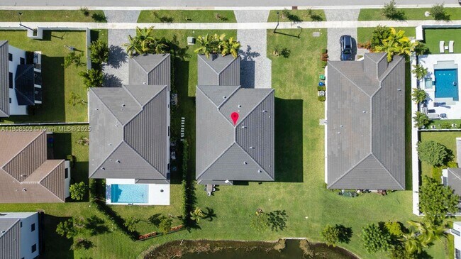 Foto del edificio - 17353 SW 46th St