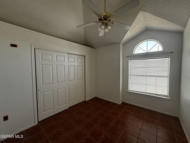 Building Photo - 8696 Pilgrimage Cir