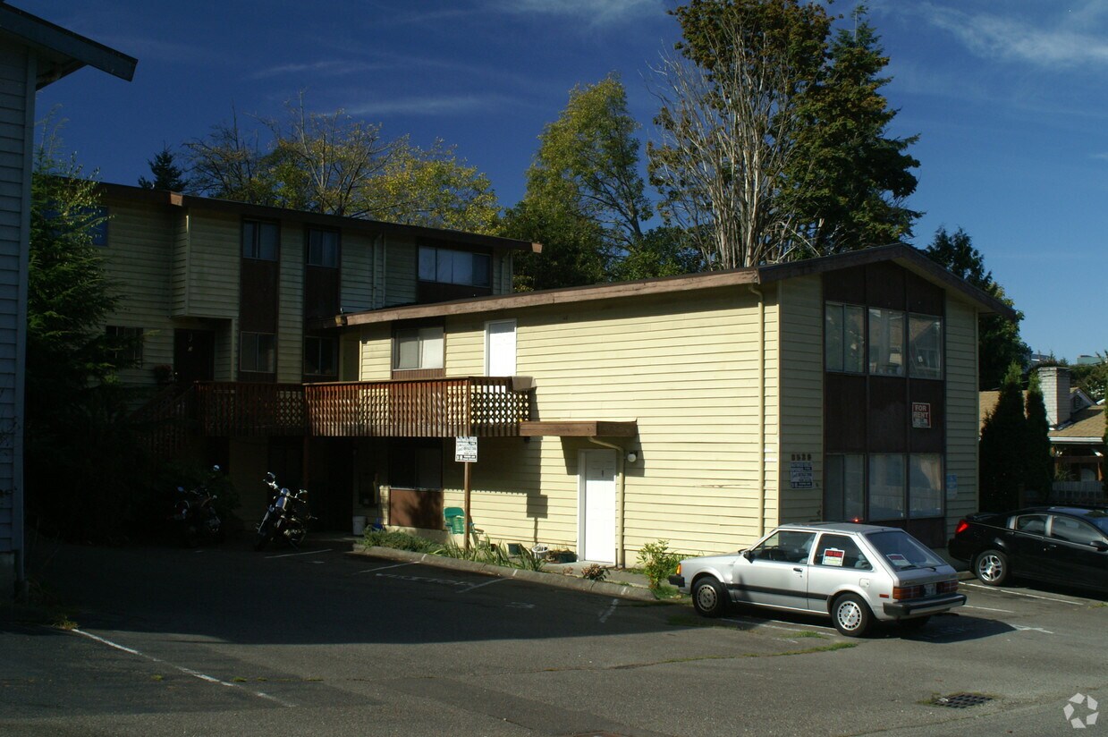 Building Photo - 8529 23rd Ave NE