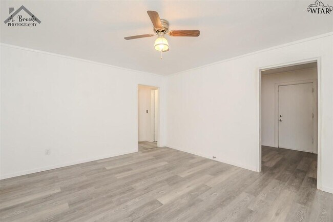 Building Photo - 3213 Avenue S