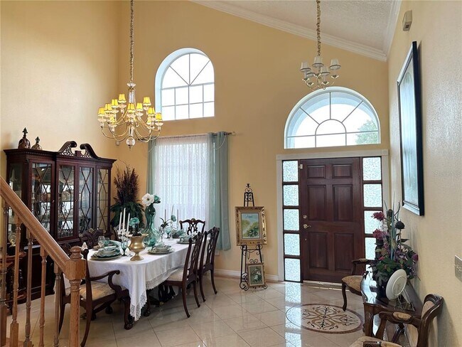 Foto del edificio - 458 Lytton Cir