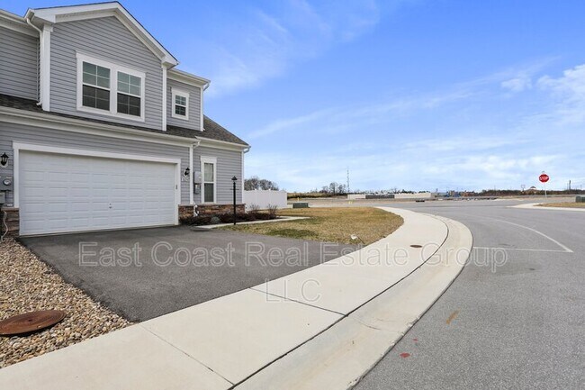 Building Photo - 10238 Rashti Ct