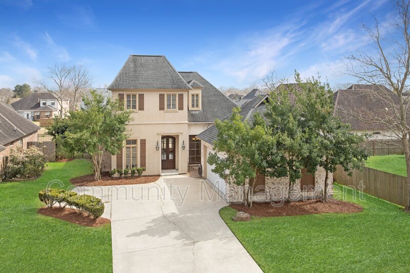 Primary Photo - 9061 Glenfield Dr