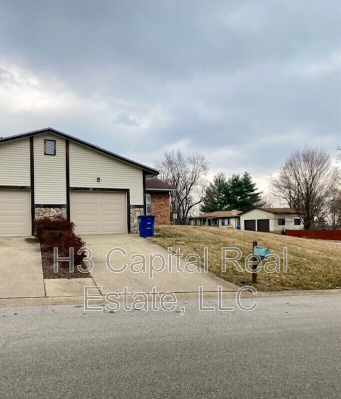 8 Innsbruck Ln, Shiloh, IL 62269 Condo for Rent in Shiloh, IL