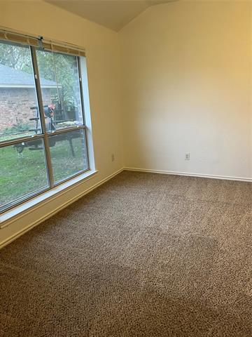 Building Photo - 110 Honey Bee Dr